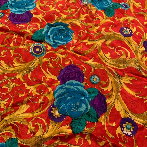 Vintage Honey Japan - 100% Silk Scarf - Picture 4 of 4